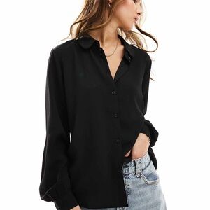 JDY long sleeve blouse with buttons in black size 0